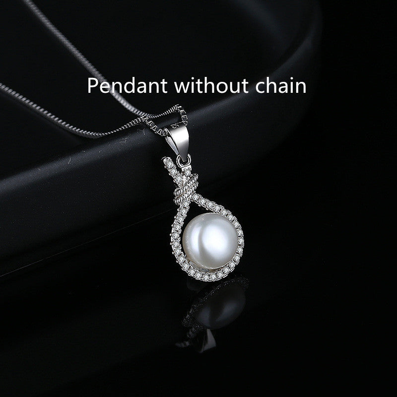 Buy Elegant Pearl Pendant Necklace for Women - Ravish Wears