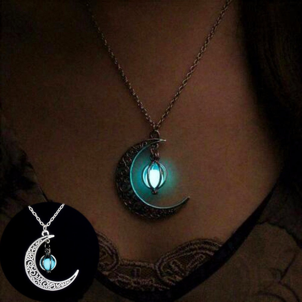 Fashion Moon Stone Healing Pendant Necklace